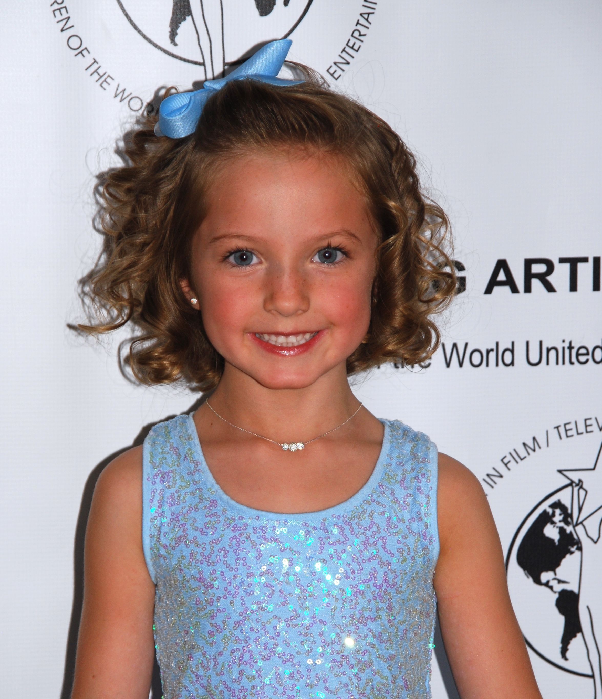 Pictures of Sunnie Pelant