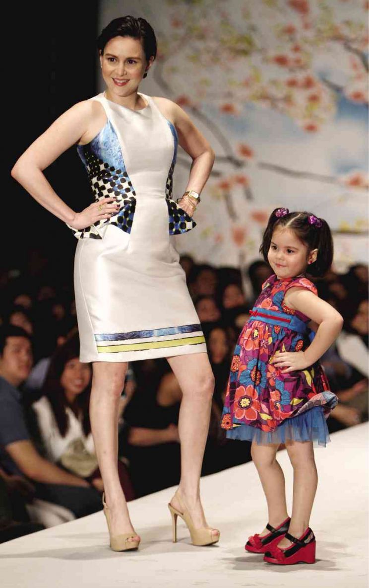 Sunshine Cruz