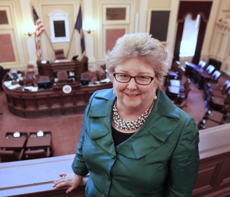 Susan Clarke