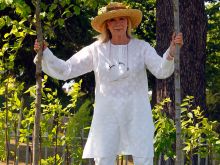 Susan Hampshire