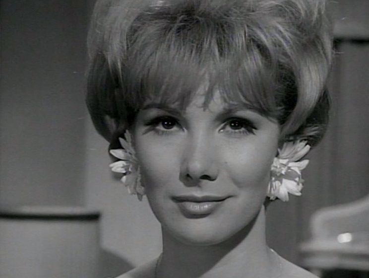 Susan Hampshire