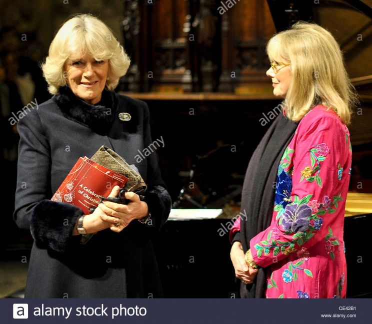 Susan Hampshire