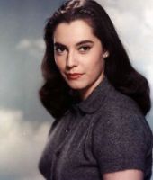 Susan Kohner