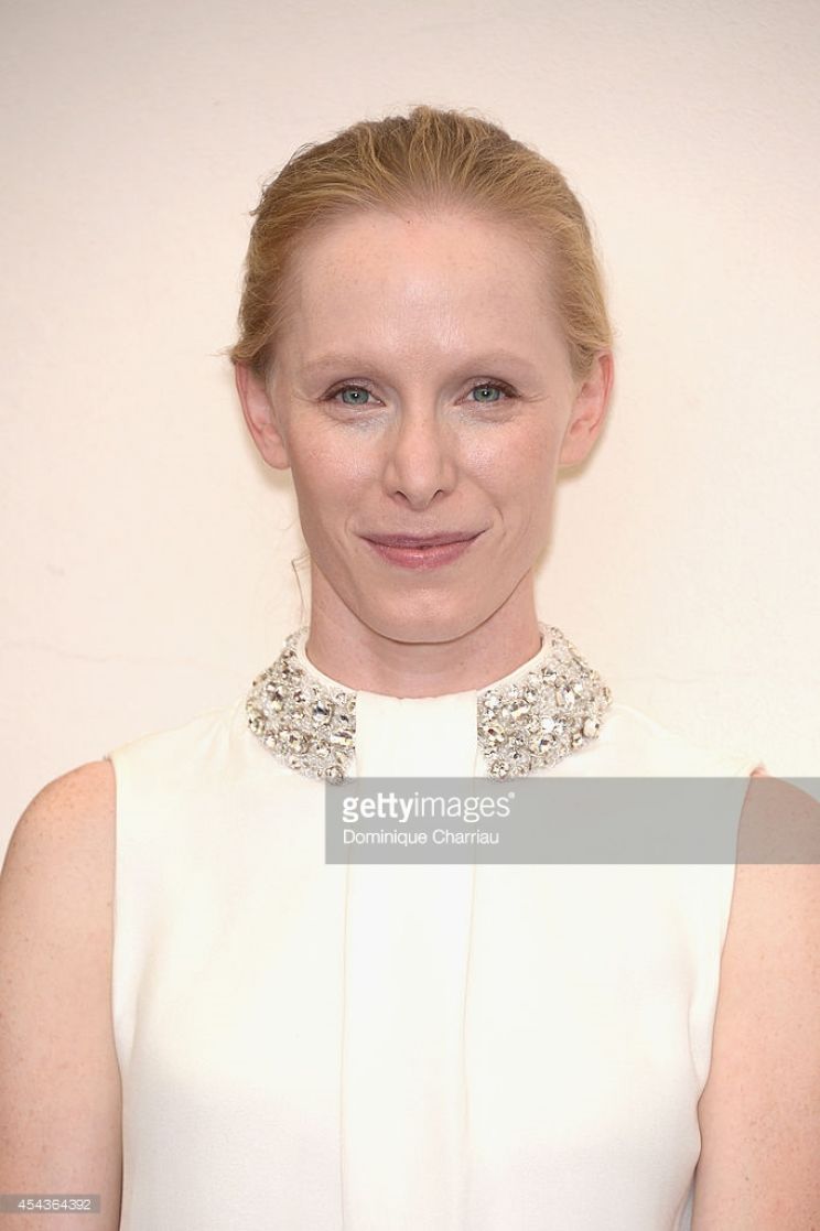 Susanne Wuest