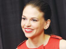 Sutton Foster