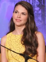 Sutton Foster #198696 picture (Portrait Medium)