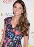 Sutton Foster