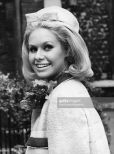 Suzanna Leigh