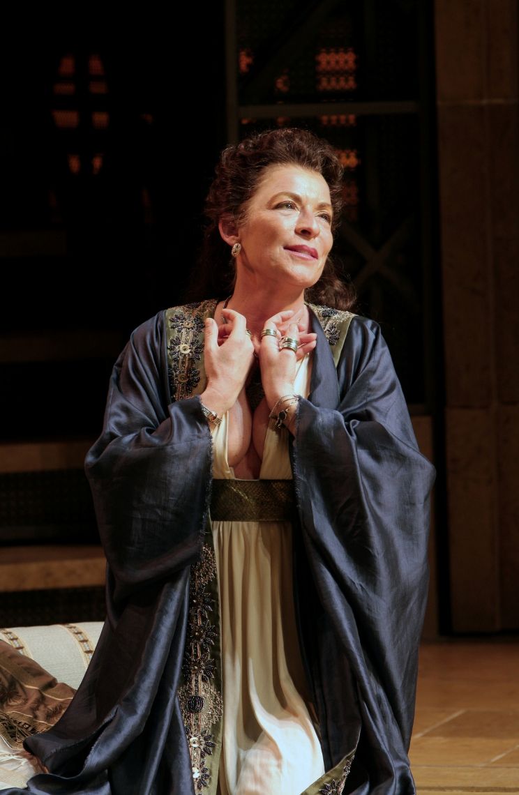 Suzanne Bertish