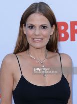 Suzanne Cryer #252748 picture (Portrait Medium)