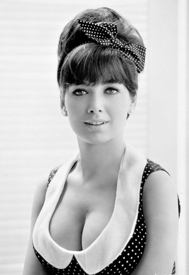 Suzanne Cyr