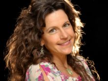 Suzanne Davis