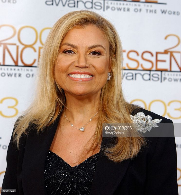 Suzanne De Passe