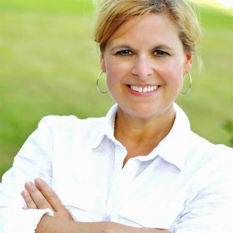 Suzanne Martin