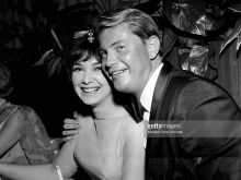 Suzanne Pleshette photo