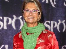 Suzanne Reuter photo