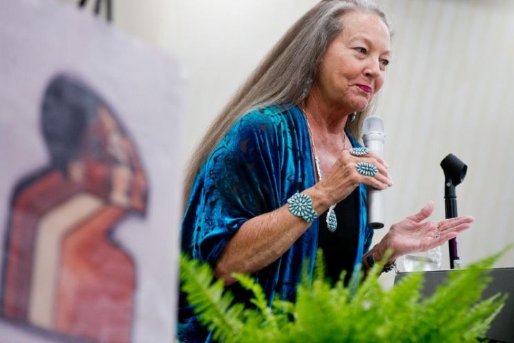 Suzanne Schmidt