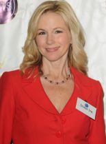 Suzanne Sena