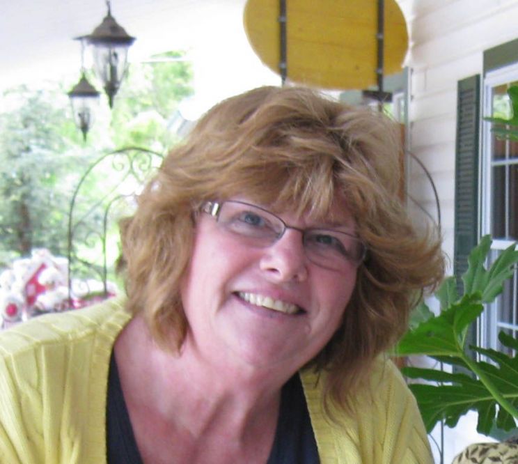 Suzanne Smith