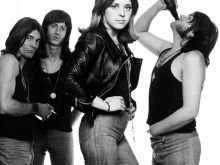 Suzi Quatro