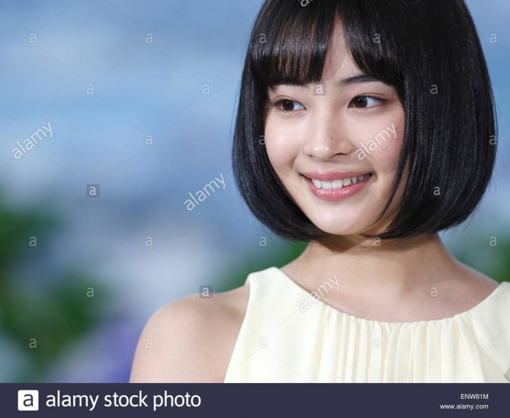 Suzu Hirose
