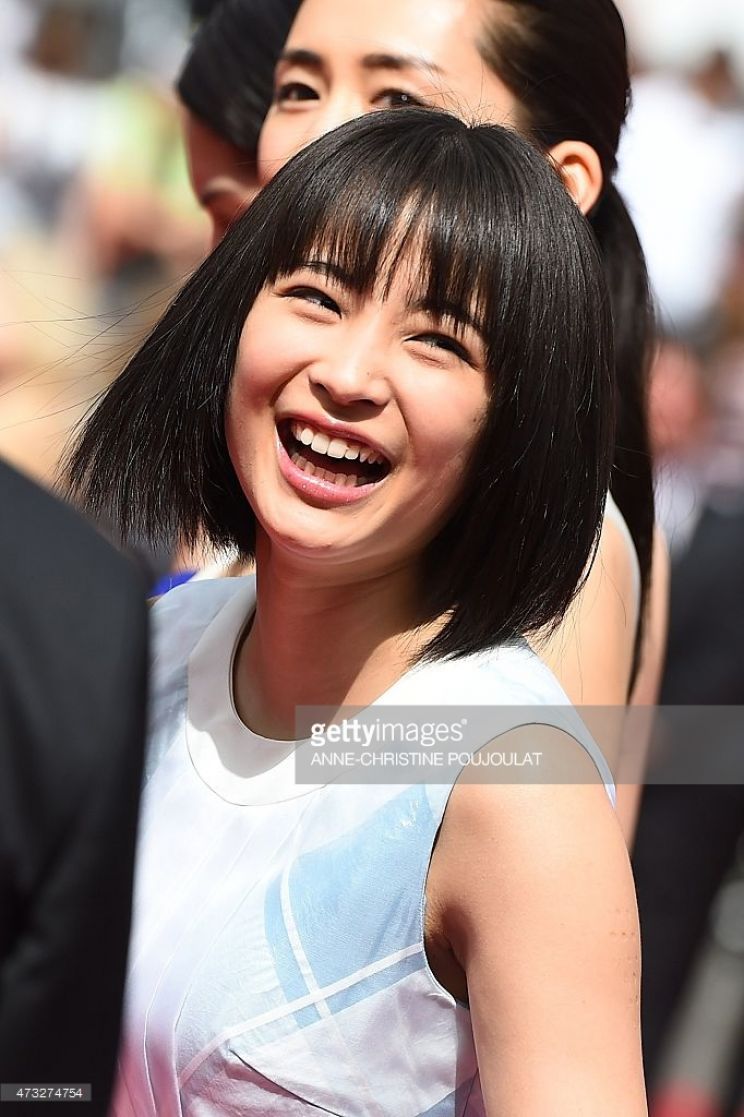 Suzu Hirose