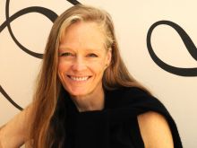 Suzy Amis