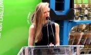 Suzy Amis