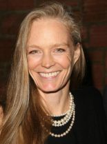 Suzy Amis