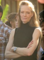 Suzy Amis