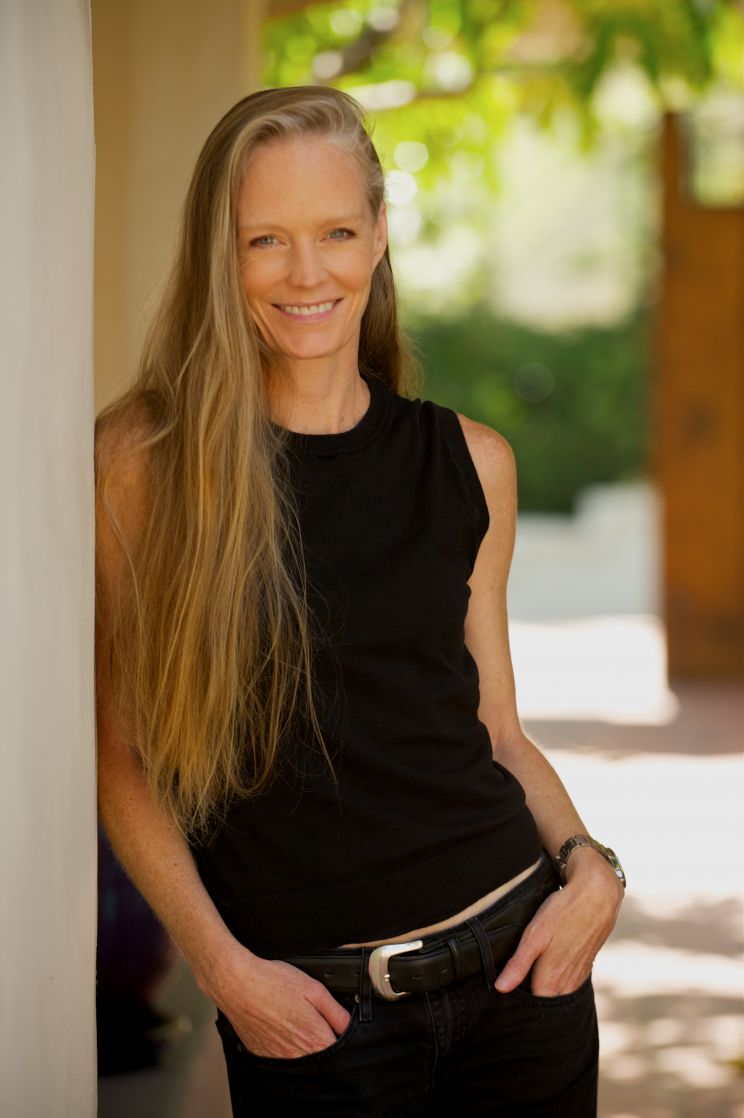 Suzy Amis