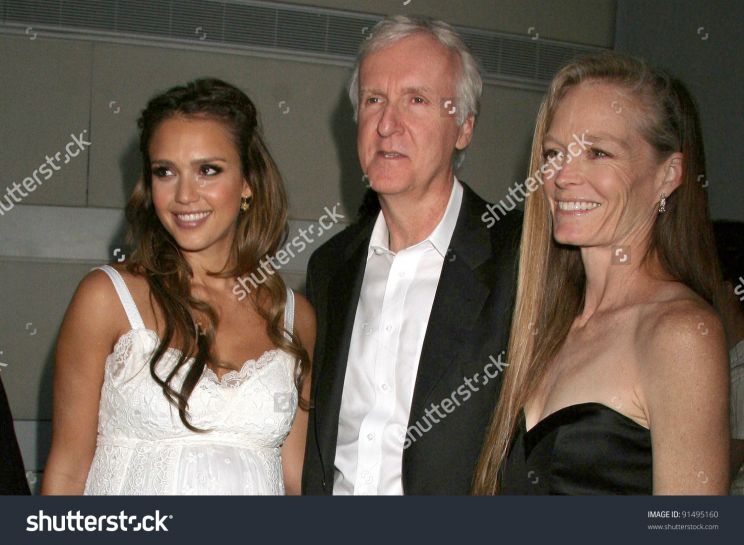 Suzy Amis