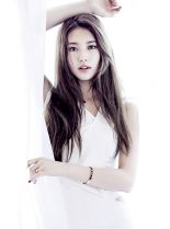 Suzy Bae