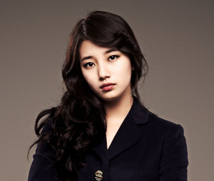 Suzy Bae