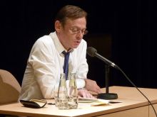 Sylvester Groth photo