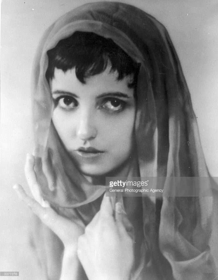 Sylvia Field