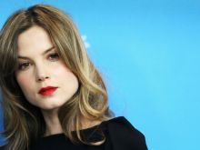 Sylvia Hoeks #457503 picture (Landscape Medium)