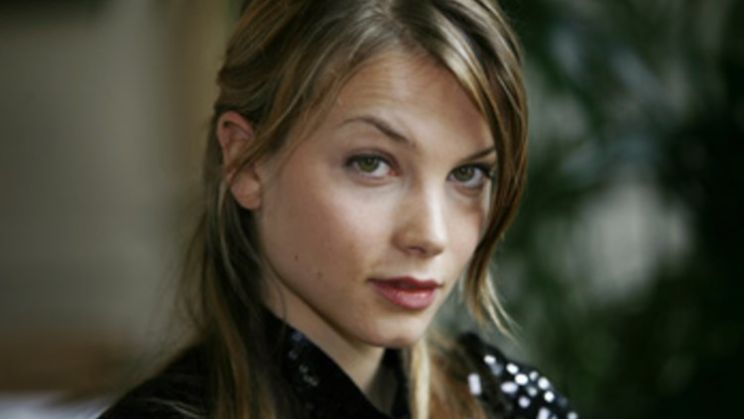 Sylvia Hoeks