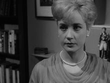 Sylvia Syms