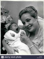 Sylvia Syms