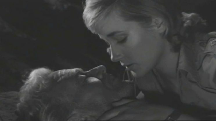 Sylvia Syms