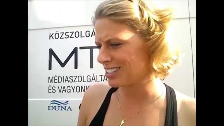 Szonja Oroszlán