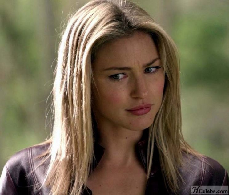 Tabrett Bethell