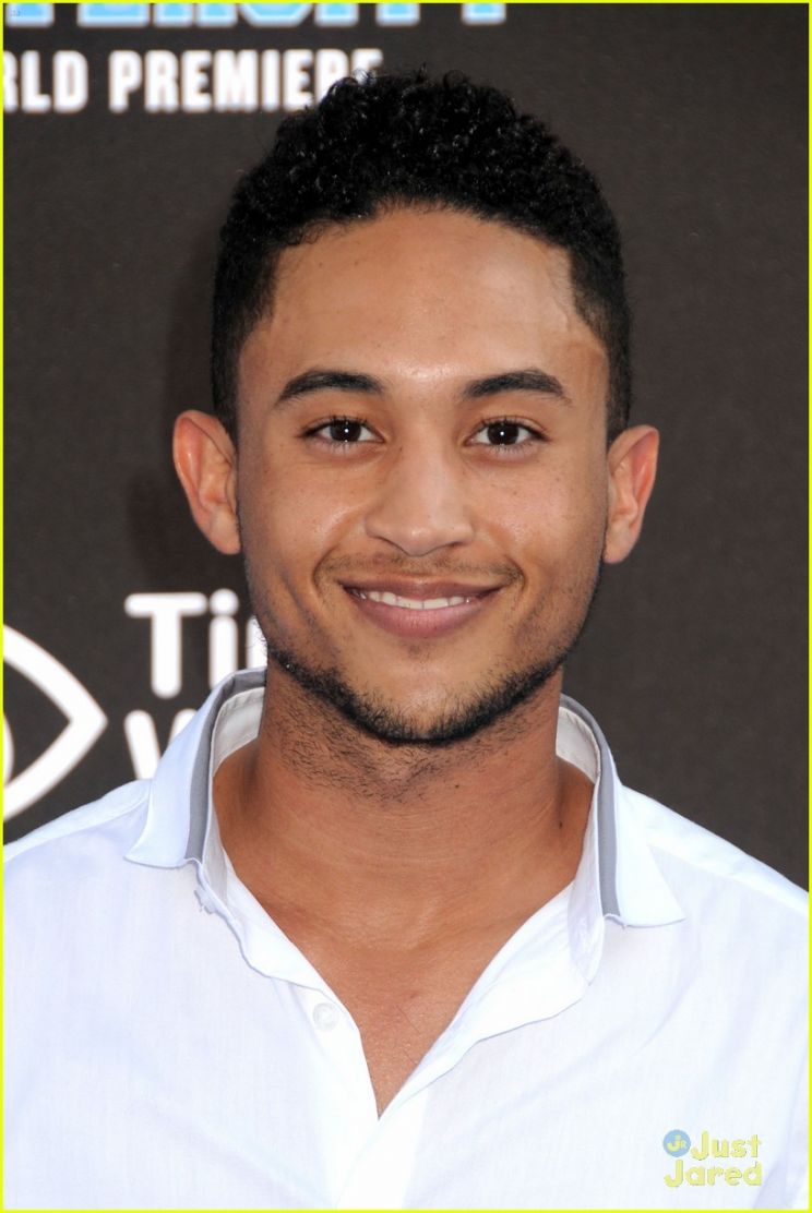 Tahj Mowry