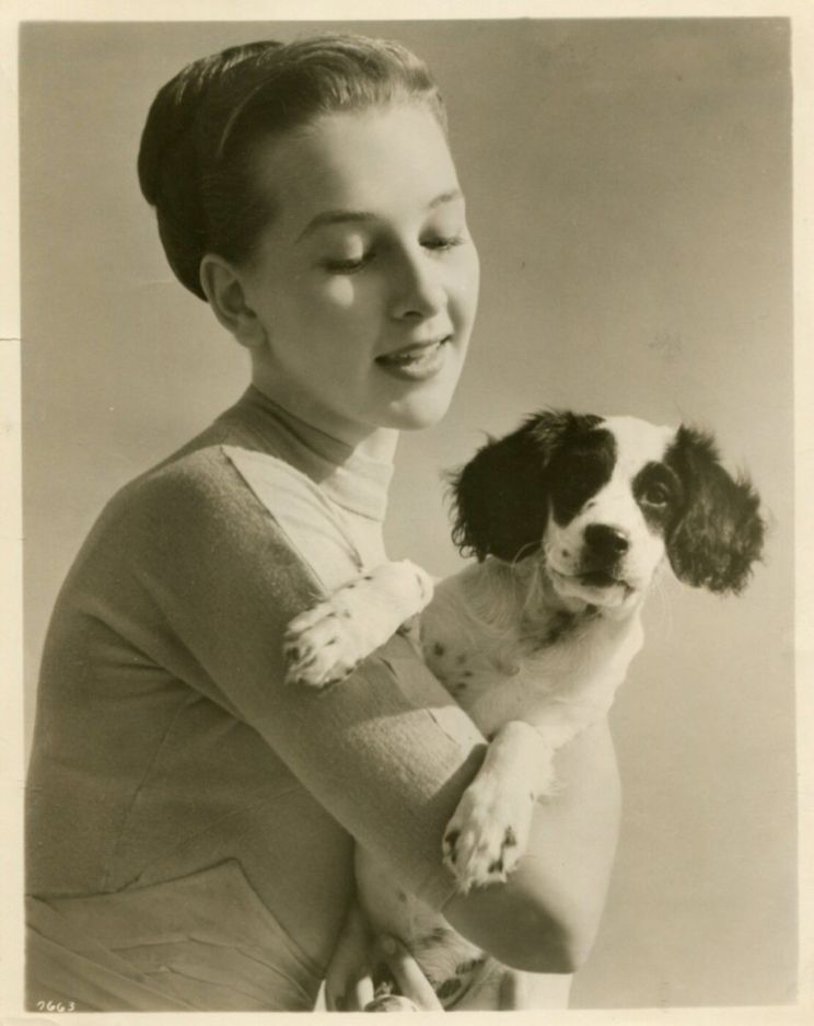 Taina Elg