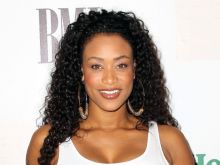 Tami Roman