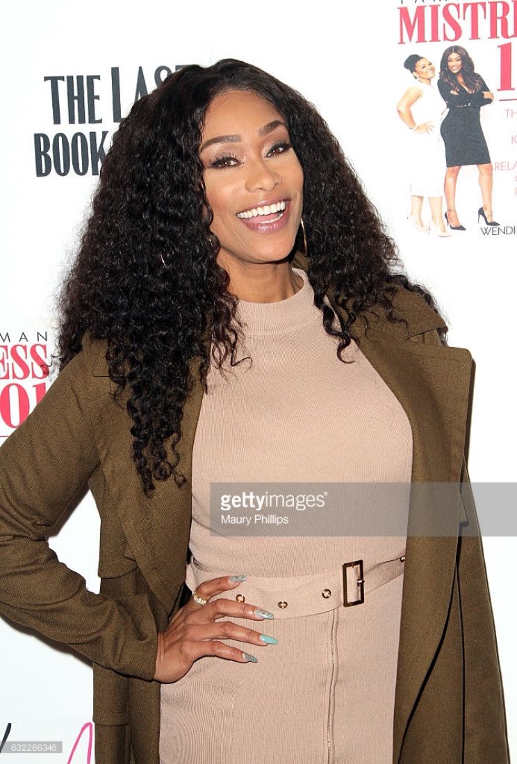 Tami Roman