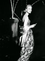 Tania Mallet #940897 picture (Portrait Medium)