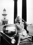 Tania Mallet