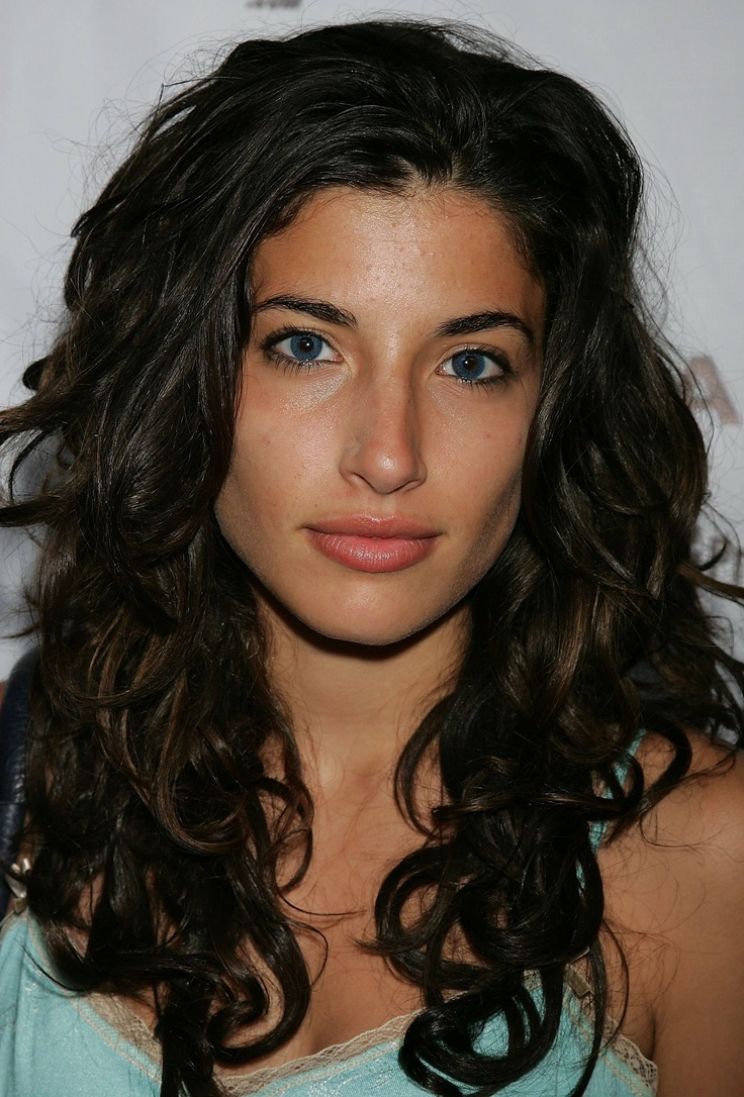 Tania Raymonde